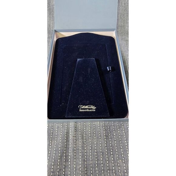 Williamsburg Reed & Barton Silverplate 4x6 "Farmyard Friends" Picture Frame - Picture 4 of 7